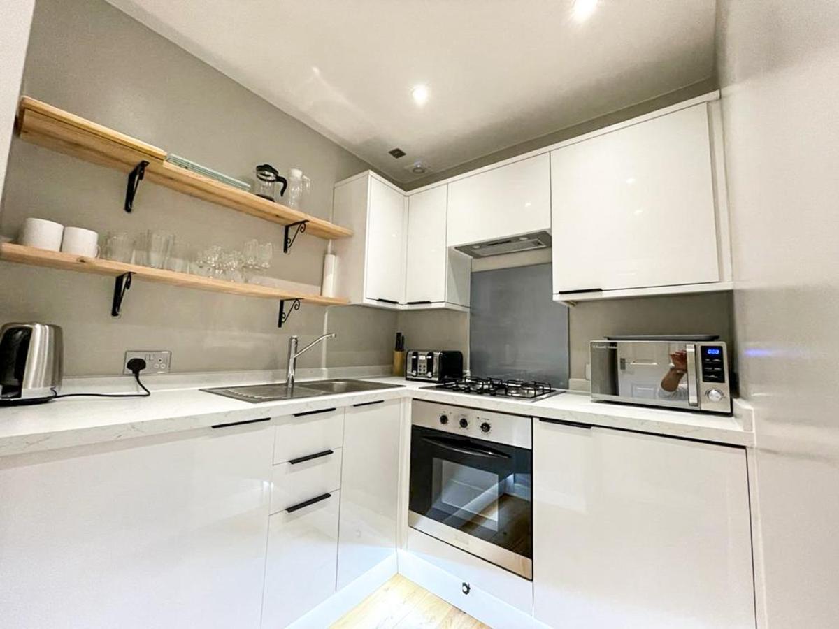 Charming 3 Bed Apartment In Old Town Edinburgh Bagian luar foto